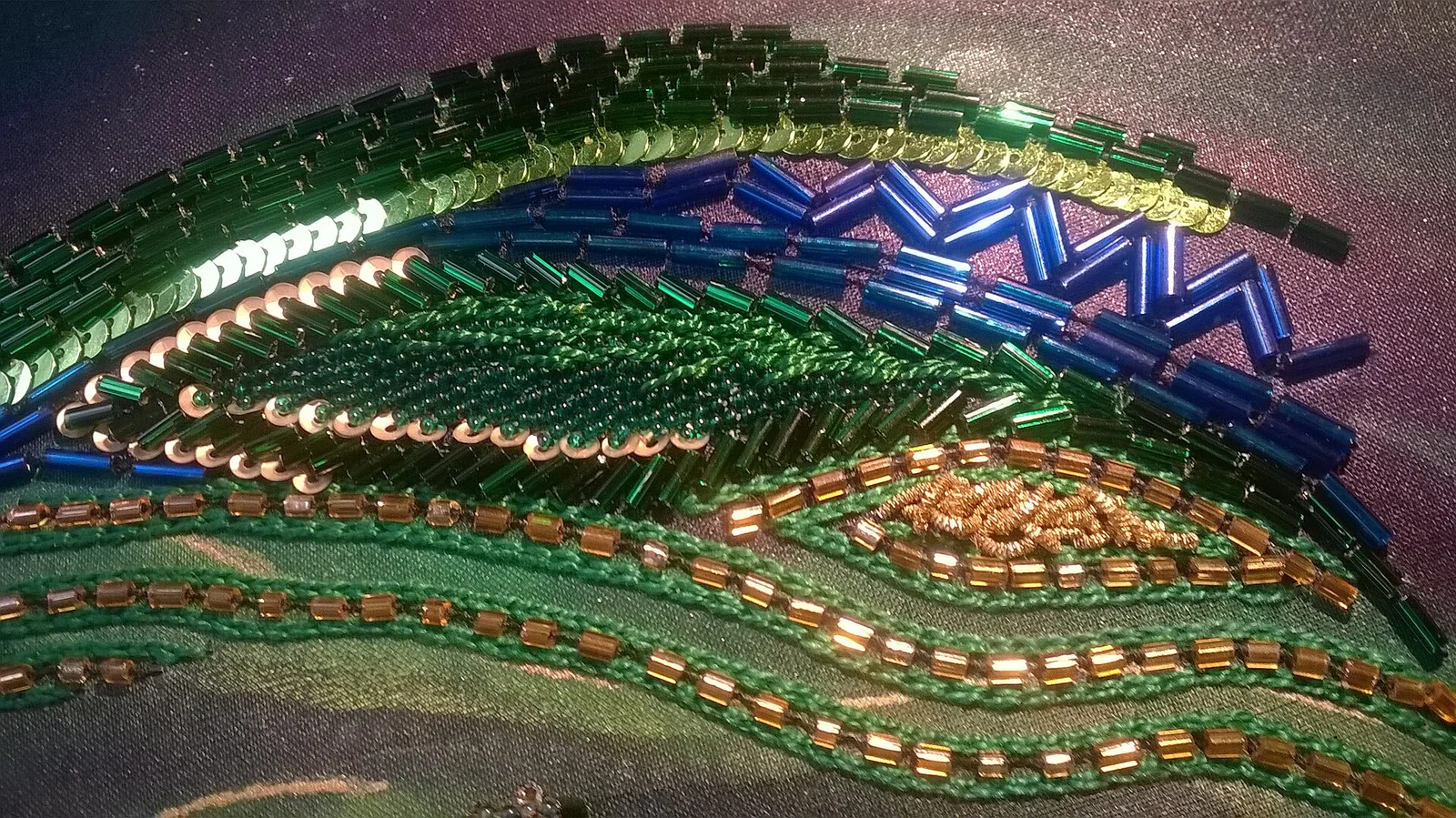 Broderie de Lunéville 2026 : la technique du crochet expliquée
