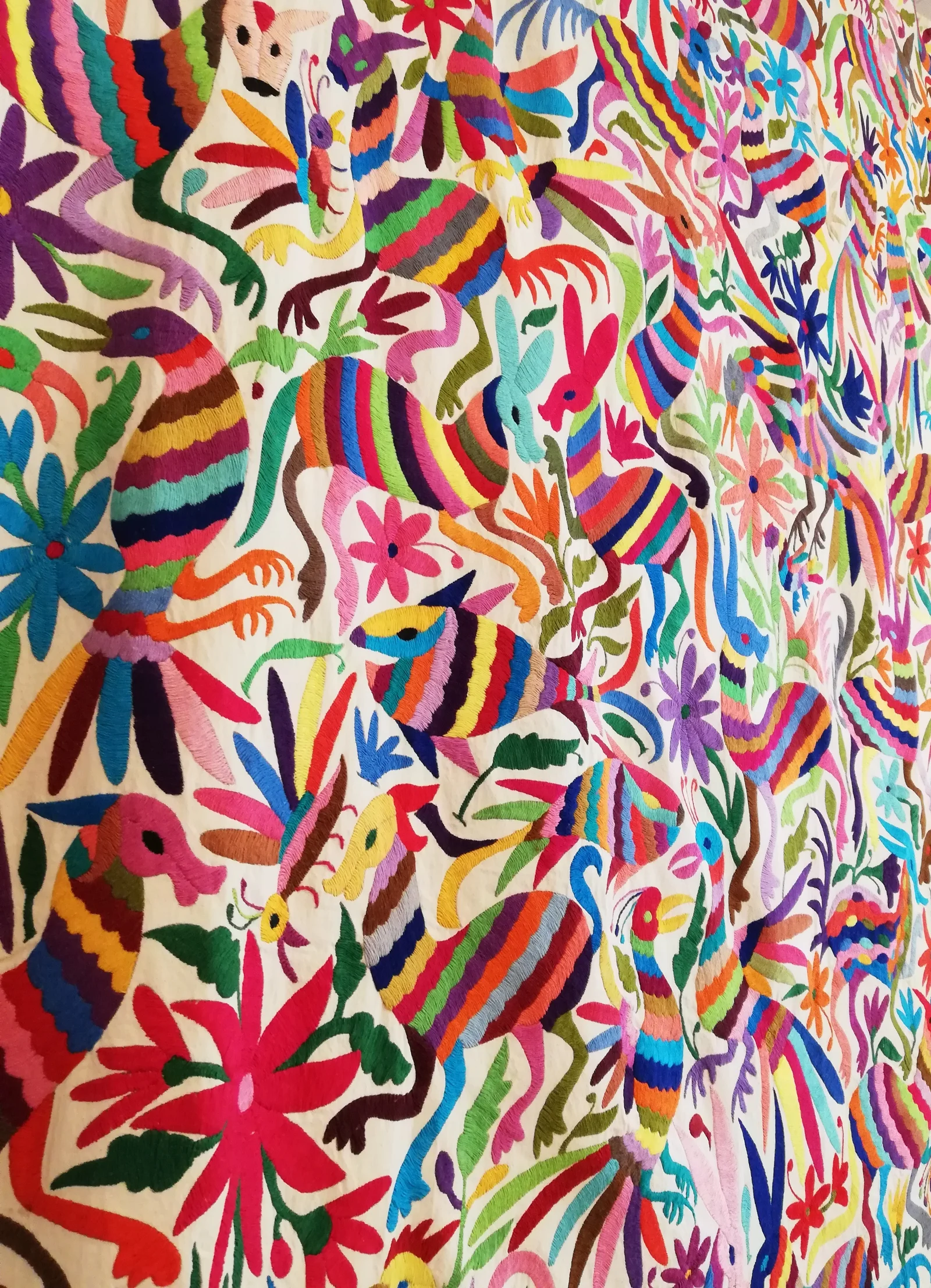 Broderie Otomi 2026 : la technique Tenango, motifs et couleurs
